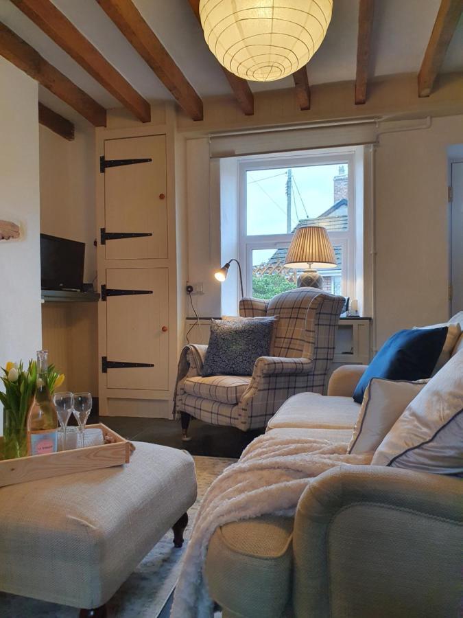 Cosy Cottage In Heart Of ランゴレン エクステリア 写真
